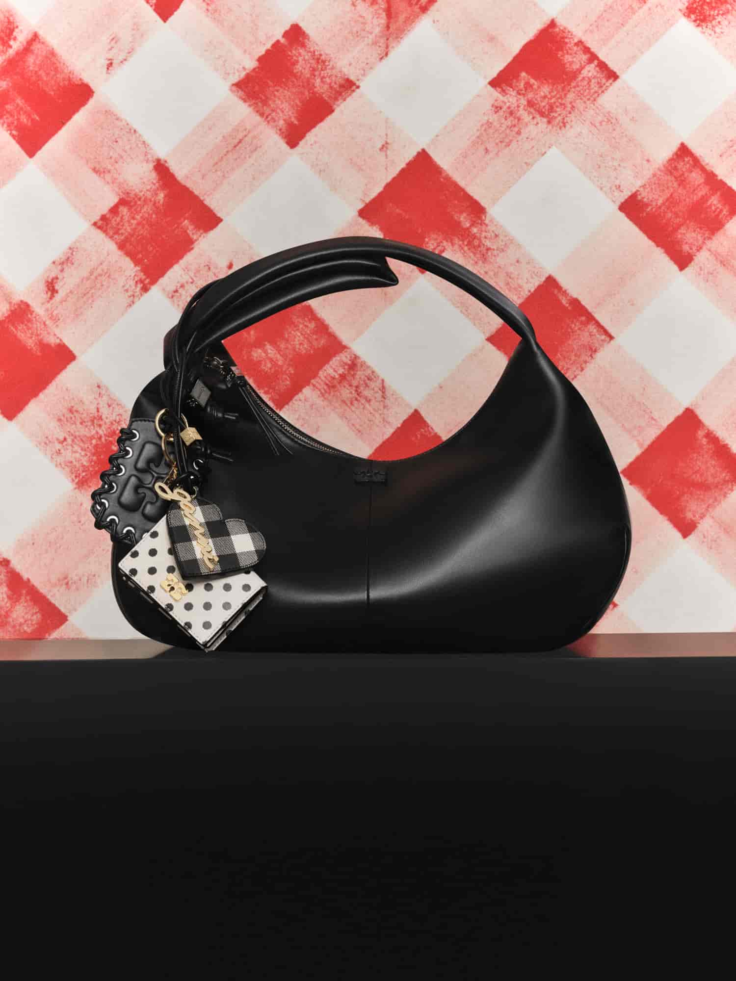 DANIEL MOLINA GANNI VALENTINE'S DAY | COMM.